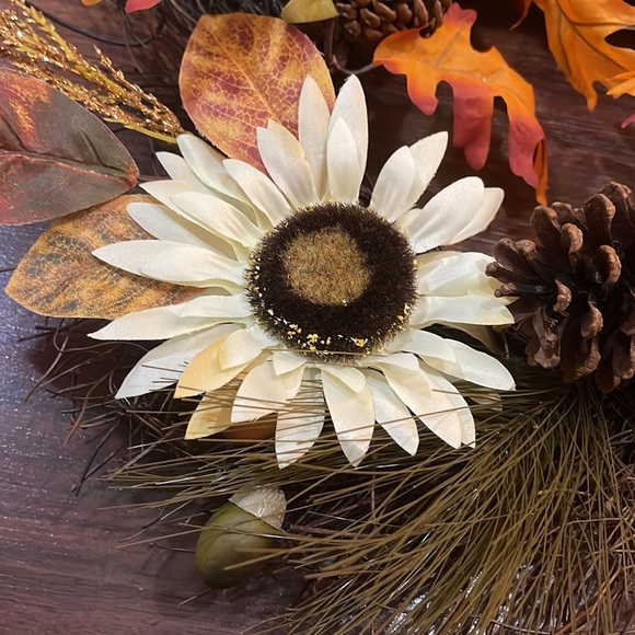 Fall wreath - Picture 2 of 4